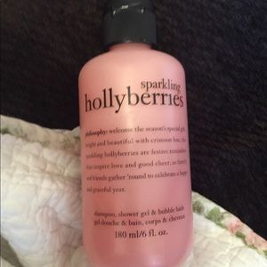 Sparkling hollyberries bodywash,shampoo,bubblebath